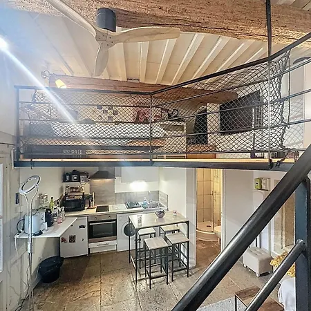 Le Mezz, Avec Mezzanine *